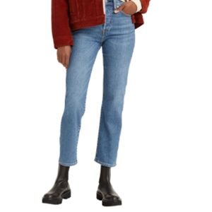 Levi' Wedgie Straight Fit -Size 32